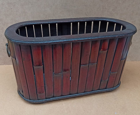 Revistero madera. Ref 10604. 47x26x22
