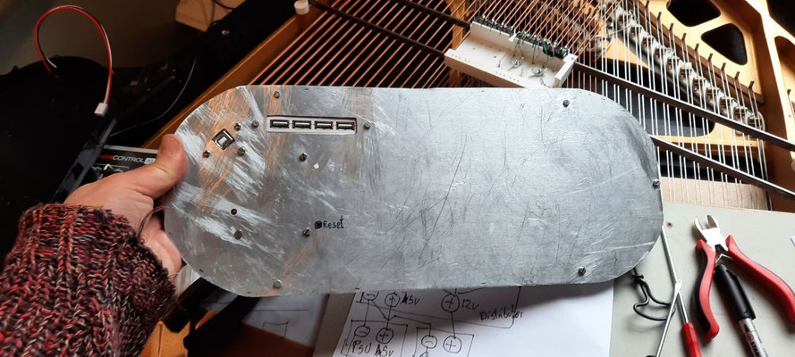 Main box 2nd design aluminium lid outside