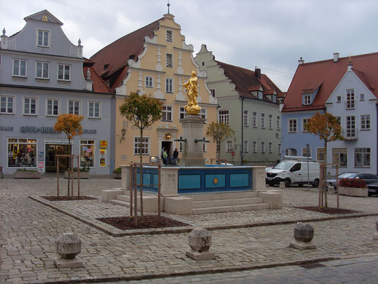 Wemding (2) Marktplatz