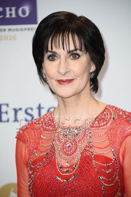 Enya on the red carpet ECHO 2016