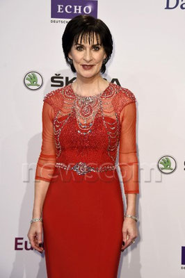 Enya on the red carpet ECHO 2016
