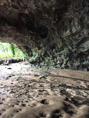 maniniholo-dry-cave