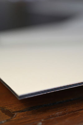 Alu-Dibond mit mattem Laminat_Seitenansicht