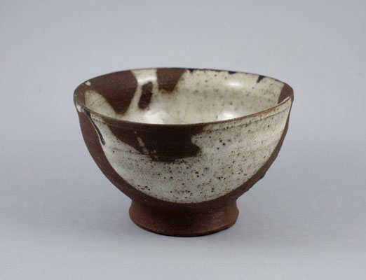 Paul Fryman. Tea bowl. SOLD