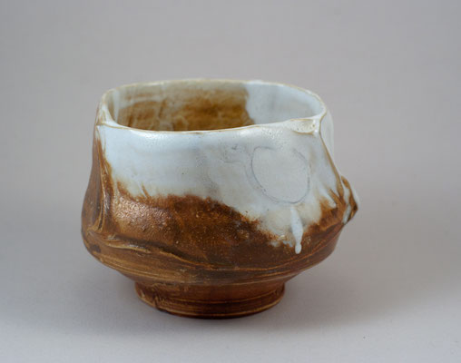 Paul Fryman. Tea bowl. SOLD