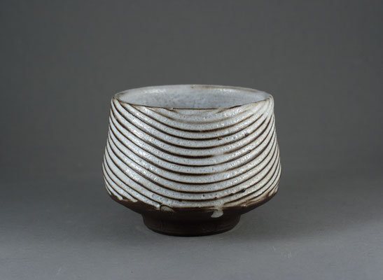 Paul Fryman. Tea bowl. SOLD