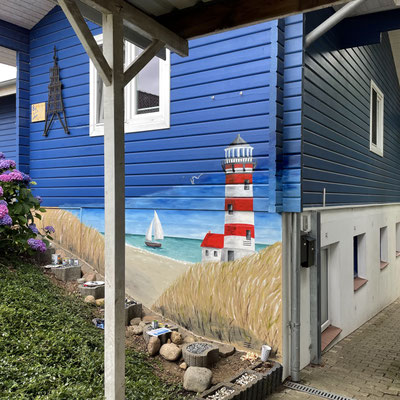 "Leuchtturm" auf Holzhaus in Nordholz 07.2022
