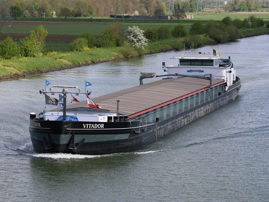 Motorvrachtschip Vitador ENI 06003533 topfoto