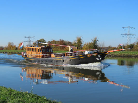 Rijkswaterstaat 1 ENI 03900024 boeggolf