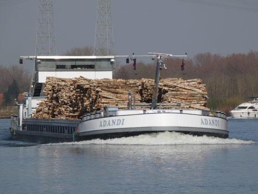 Motorvrachtschip Adandi met ENI-nummer 02326178