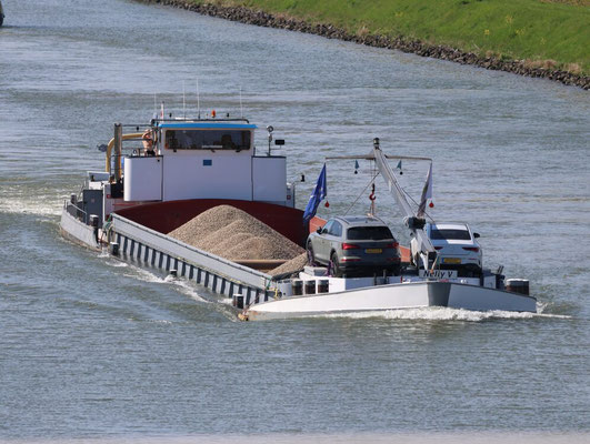 Nelly V Motorvrachtschip ENI 02313629 Geladen op Juka