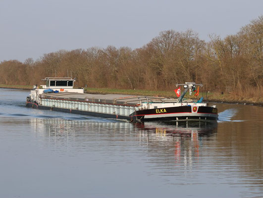 Motorvrachtschip Elka (ENI 01823388), gebouwd in 1988 bij Chantier Naval de Rupelmonde, varend onder Duitse vlag; voormalig bekend als Saba en Ben Love.