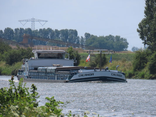 Motorvrachtschip Calanda (ENI 06000183) foto 1