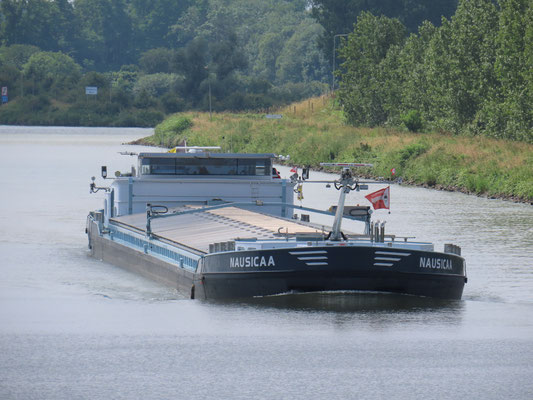 Motorvrachtschip Nausicaa met ENI-nummer 06105008, varend onder Belgische vlag, voorheen bekend als Tamarin.
