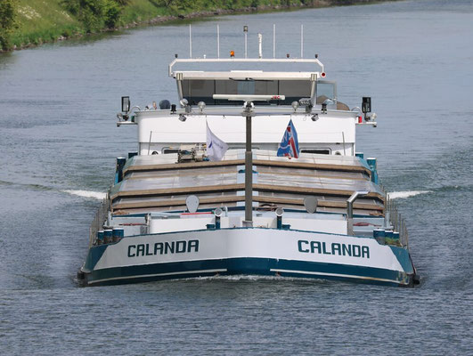 Motorvrachtschip Calanda (ENI 06000183), bouwjaar 1974 op werf Rupelmonde. 