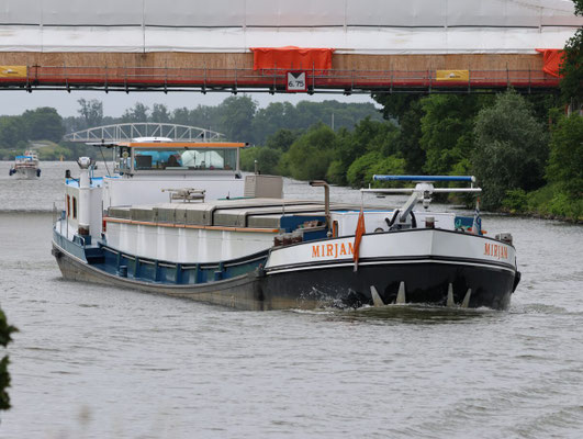 Motorvrachtschip Mirjam, ENI 02103824 geladen