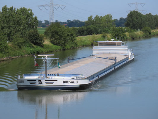 Motorvrachtschip Buijswater (ENI 02325642), groot Rijnschip uit 2002, varend onder Nederlandse vlag