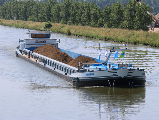 Motorvrachtschip Romanos, ENI 02319205, varend geladen