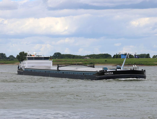 Motorvrachtschip Venezia (ENI 02330162) Geladen