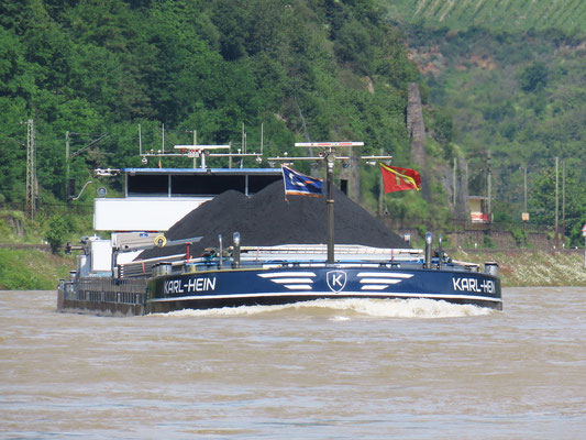 Motorvrachtschip Karl Hein op de rijn