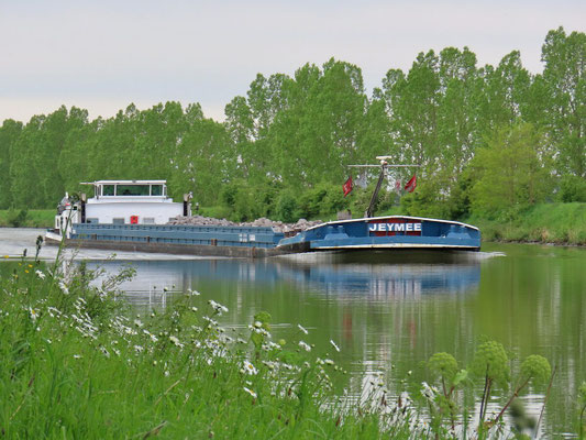 Motorvrachtschip Jeymee (ENI 02313920), gebouwd in 1967 bij De Rupel in Rupelmonde.