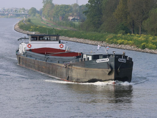 Motorvrachtschip Talisman (ENI 08000049) gebouwd in 1929 te Duisburg.