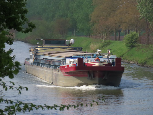 Motorvrachtschip  Geja S ENI 02318387 Julianakanaal by Geul Foto 2