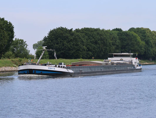 ENI 02316484 Het mvs Fiducie op het Julianakanaal gespot door binnenvaartspotter.nl