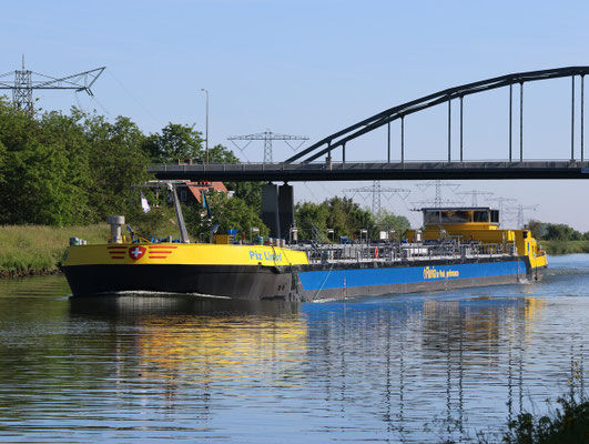 motortankschip Piz Linard (ENI 02338479) 