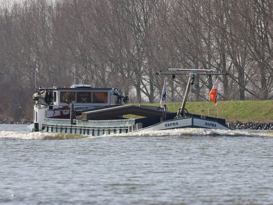 Motorvrachtschip Alpha