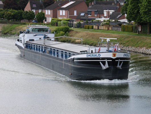 Motorvrachtschip Emerald met ENI-nummer 02205056