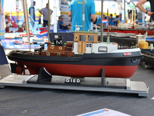 Modelbouw Groep Devel op Havendagen Maasbracht: Fotoserie Binnevaartspotter.nl Foto 21