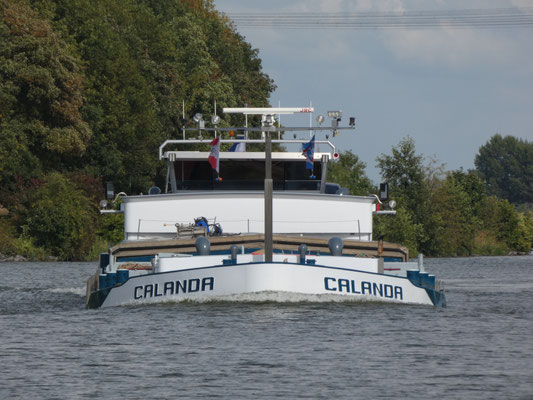 Motorvrachtschip Calanda (ENI 06000183) foto Maas 2