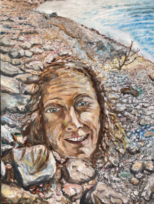 Face on the rocks