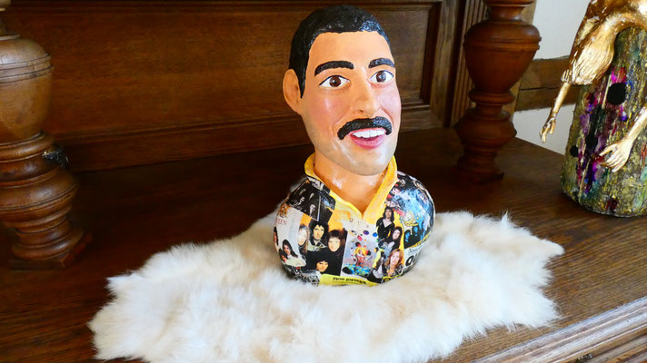 Freddy Mercury 33x21