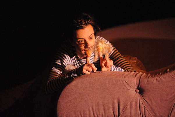 Mr. Marmalade, Rolle: Lucy, Regie: Isabel Osthues, Ausstattung: Christina Mrosek, Staatstheater Wiesbaden 2013, Foto: Lena Obst