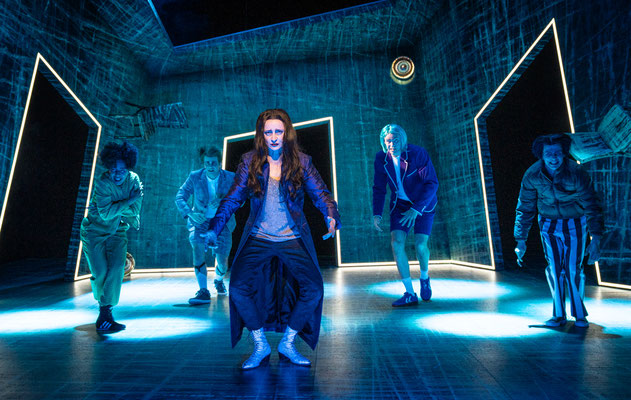 Shockheaded Peter, Rolle: Theaterdirektorin, Regie: Milena Paulovics. Oldenburgisches Staatstheater 2026, Foto: Stephan Walzl