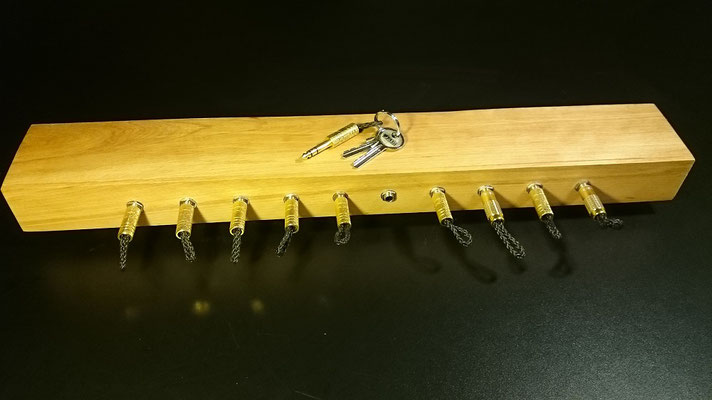 Schlüsselboard aus Holz - Exklusiv von "schönES Ding"