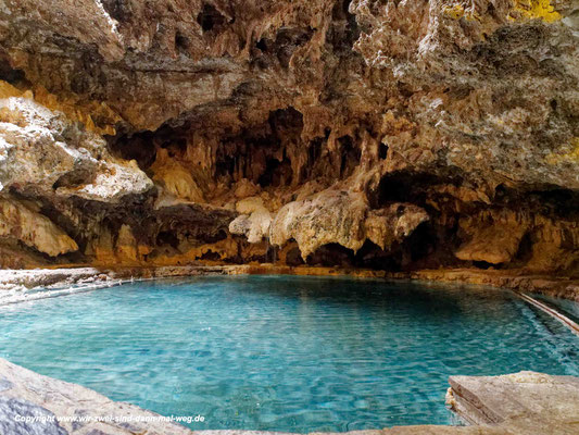 Cave and Bassin Historic Site