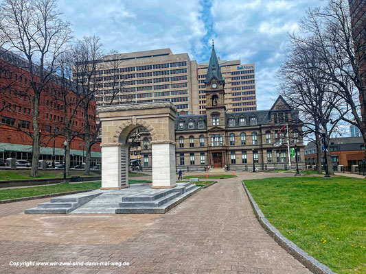 Grand Parade Park mit Rathaus