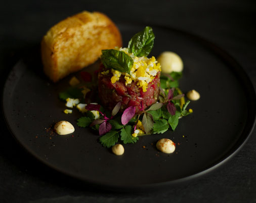 Beef Tatar mit Sojasauce & Kirschkernöl