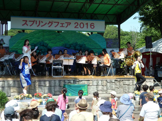 swinglily川口グリーンセンター スプリングフェア出演(2016/05/06)
