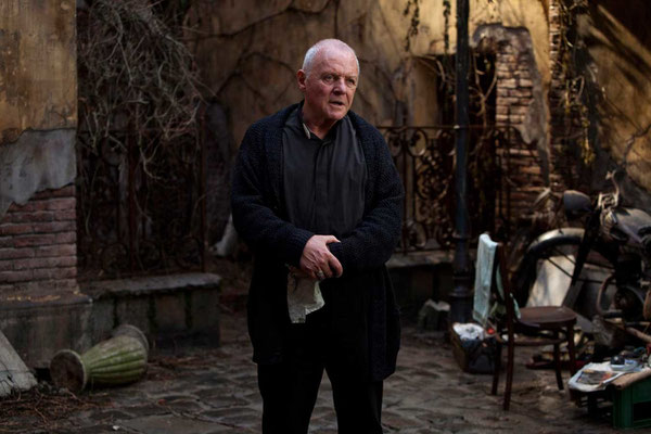 Giacca realizzata per Anthony Hopkins, film "The Rite", costumi di Carlo Poggioli