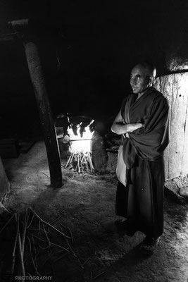 Zanskar - Monk in the kitchen of the monastery of Lingshed