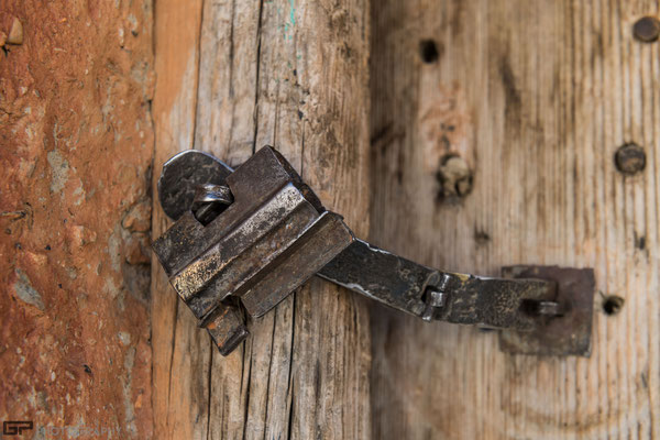 Zanskar - Old door lock