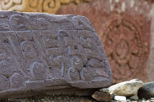 Ladakh - Lamayuru monastery - Mani stones