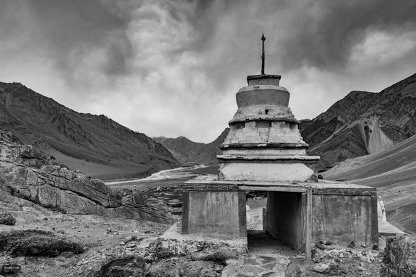 Zanskar - Old gompas in Zangla