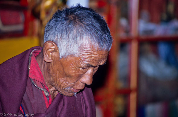 Old monk in Tashilhuenpo Monastery, Shigatse Tibet 1993