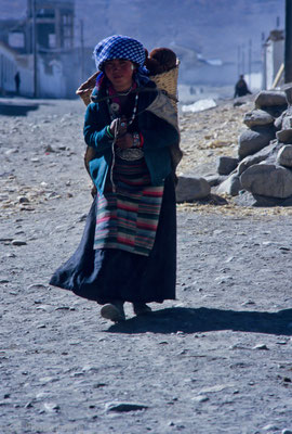 Young woman in Shigatse, Tibet 1993