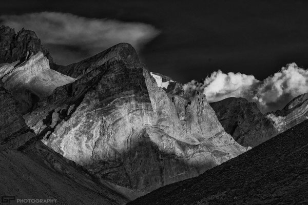 Ladakh - Mountains near Photoksar